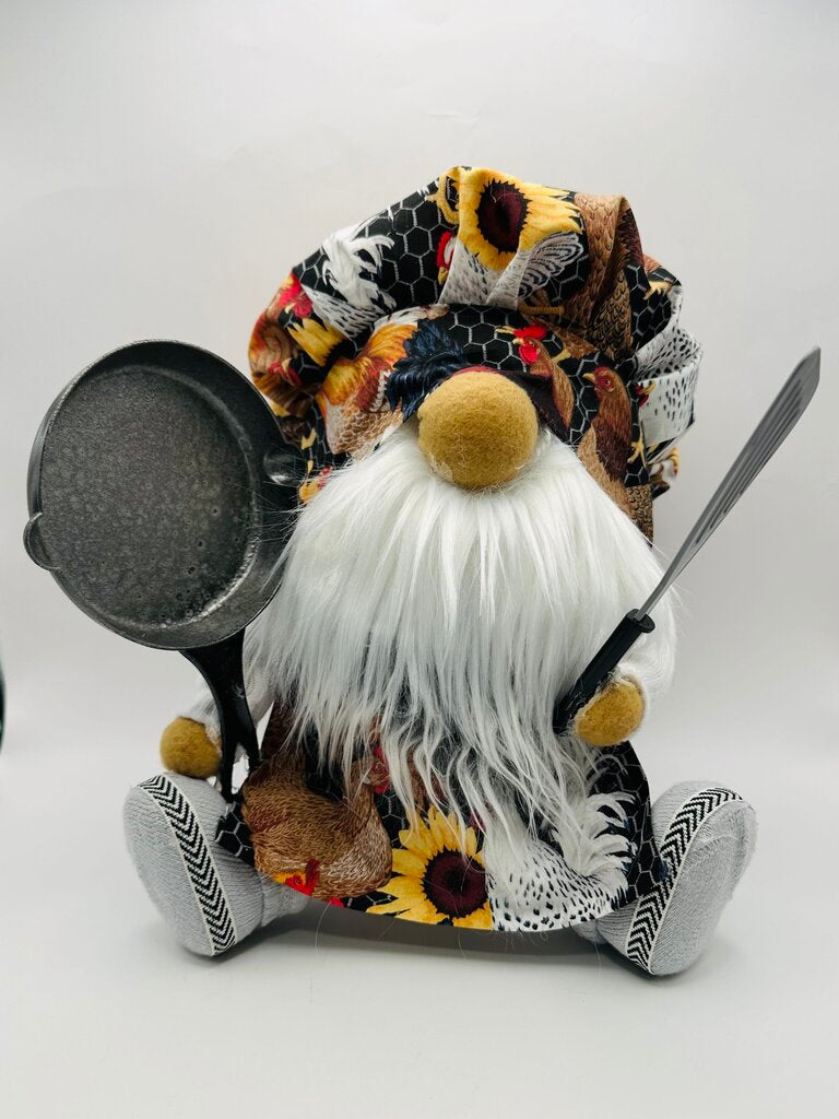 Medium Rooster frying Pan And spatula Kitchen Gnome