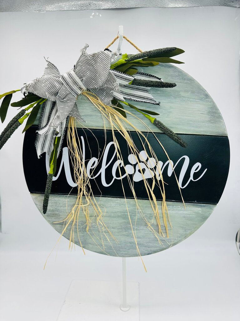 Welcome Sign Welcome paw print