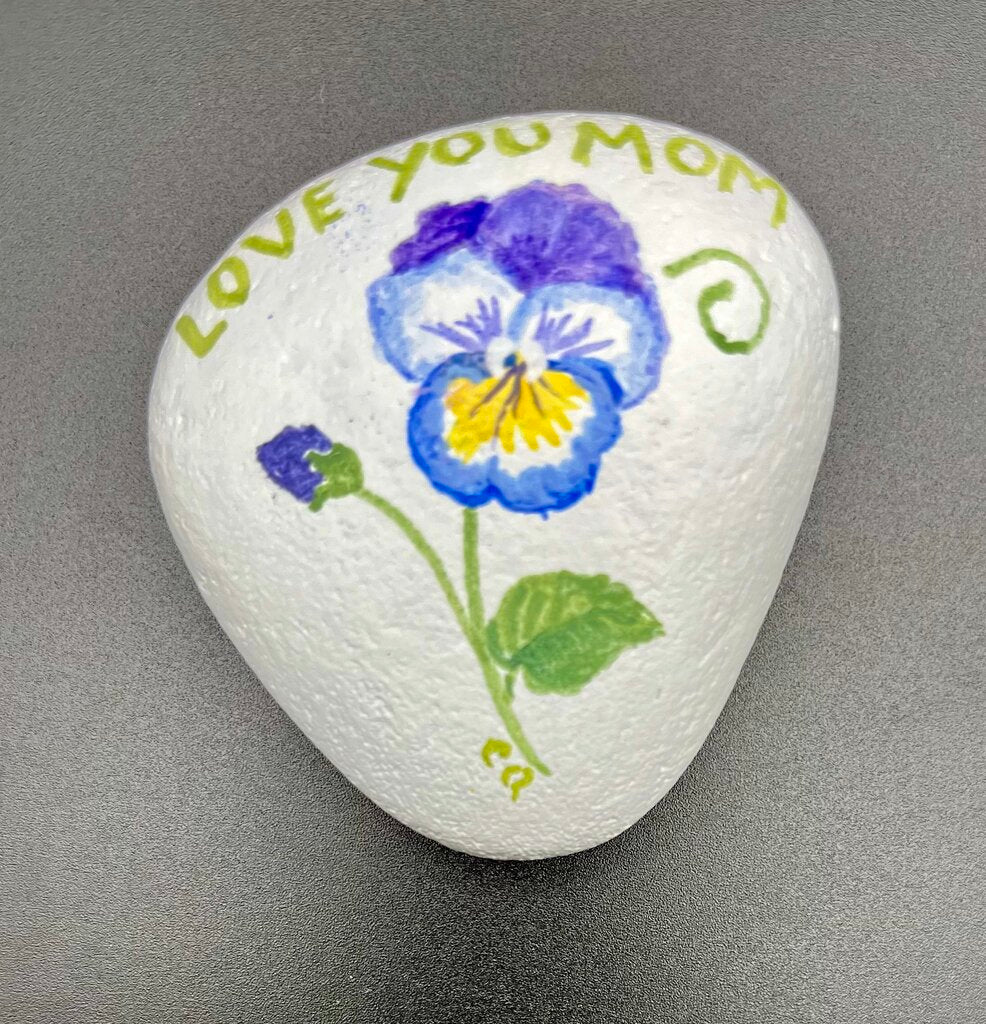 Rock sm. white "Love you Mom" pansy