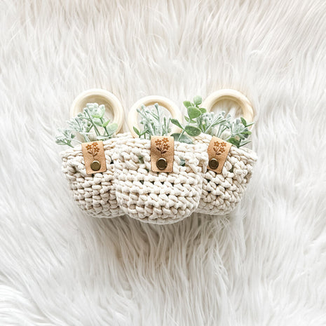Mini Hanging Plant Cozy with Faux Greenery
