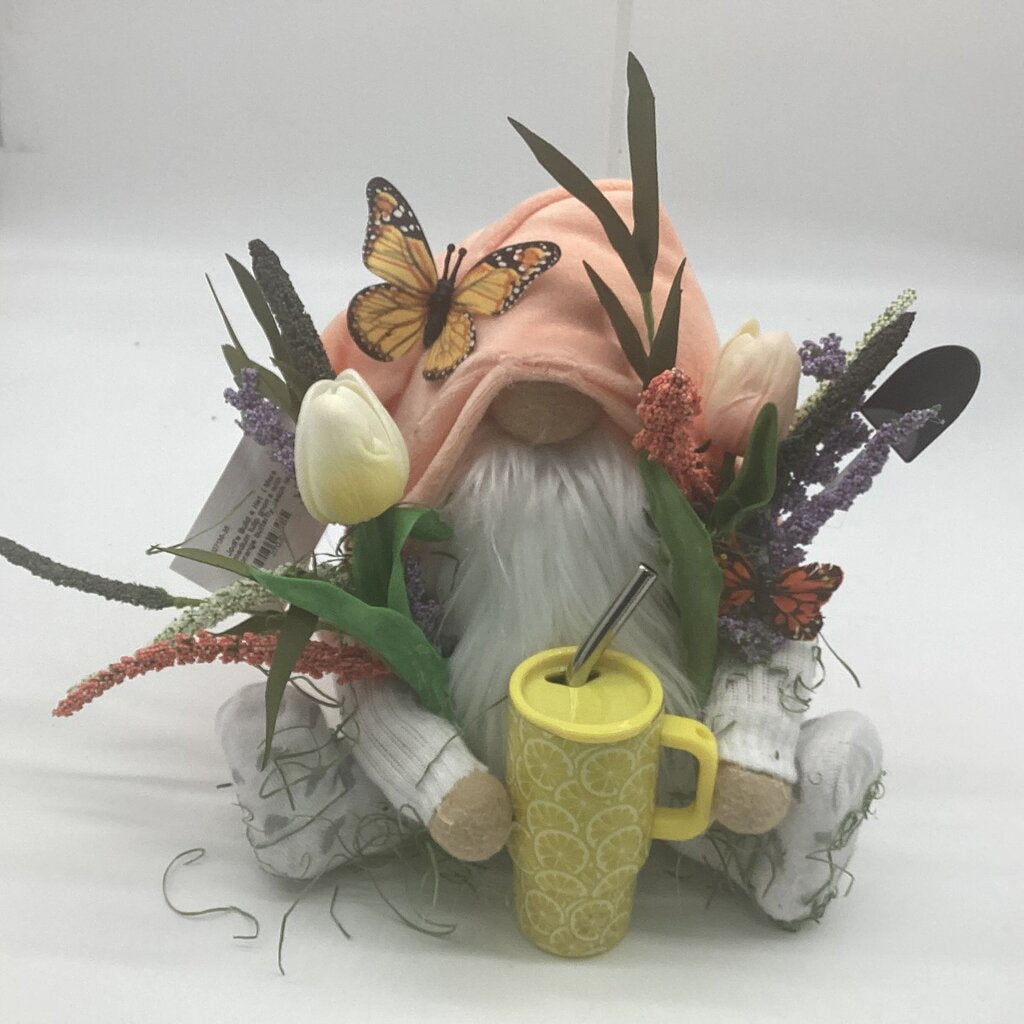 medium tulip gnome with orange butterfly