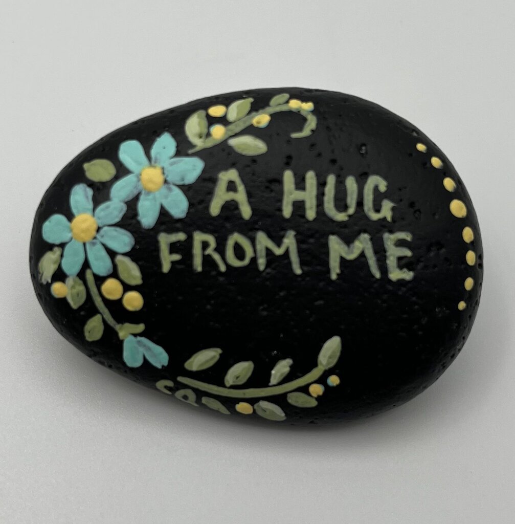 Rock sm blk "A Hug from Me"
