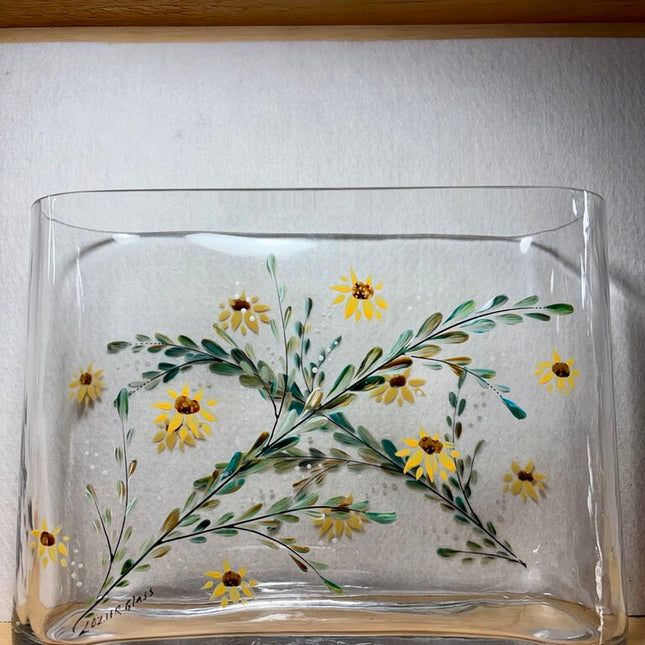 Rectangle vase 10x7.5x3"sunflower
