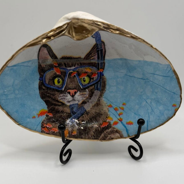 ' Cat Cousteau' Clam Dish (Nova Scotia)