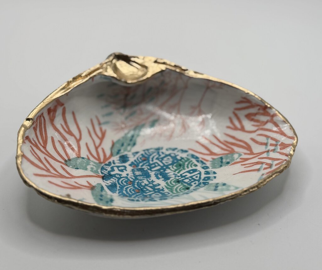 Artsy Turtle Clam Dish ( Newport, RI)