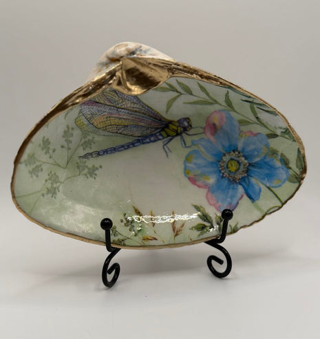 Dragonfly w/ Blue Flower XL Clam Dish ( Newport, RI)
