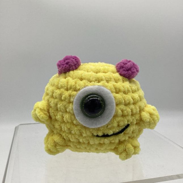Crochet Bootie Monster, one eye, yellow