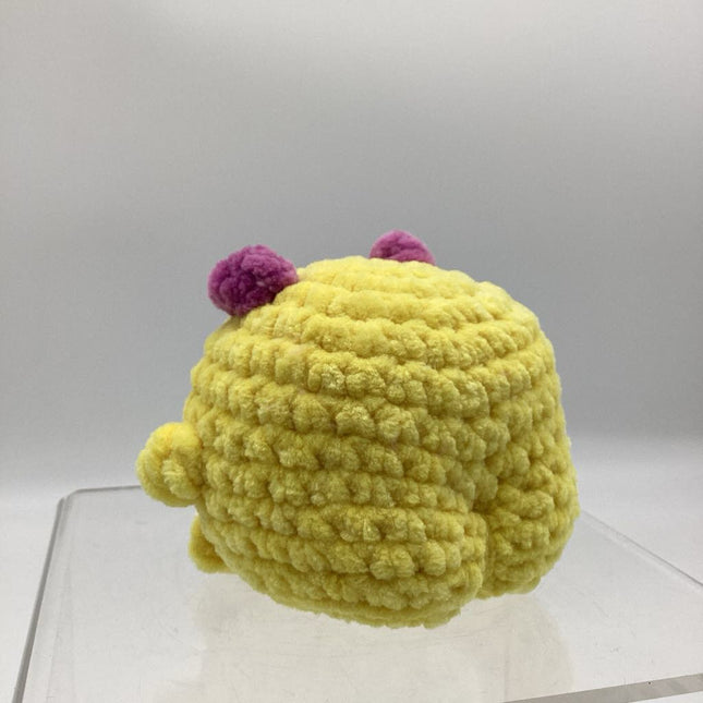 Crochet Bootie Monster, one eye, yellow