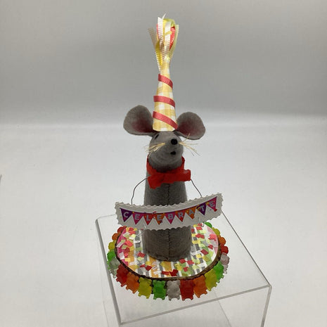 Celebrate mouse