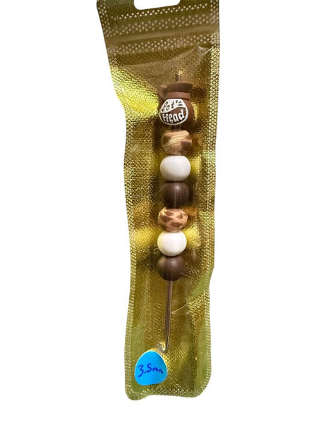 Ergonomic beaded crochet hook 3.5mm "pot head"