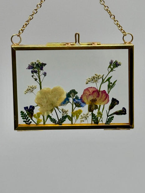 Small Frame w/ Pressed Roses