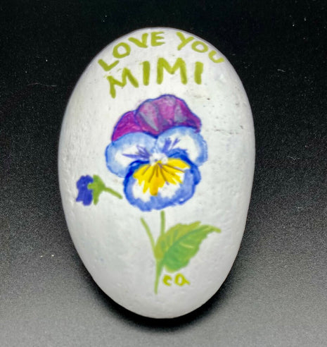 Rock sm white, pansy "Love You Mimi"
