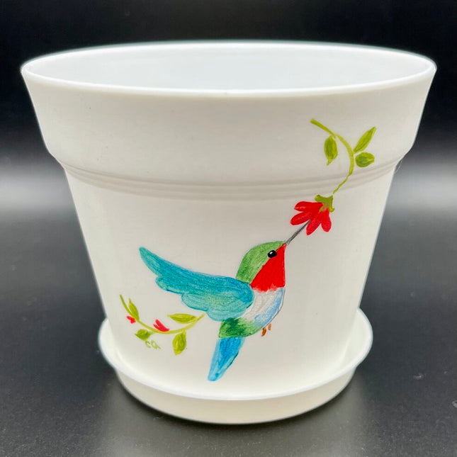 Small wh pot w/hummingbird