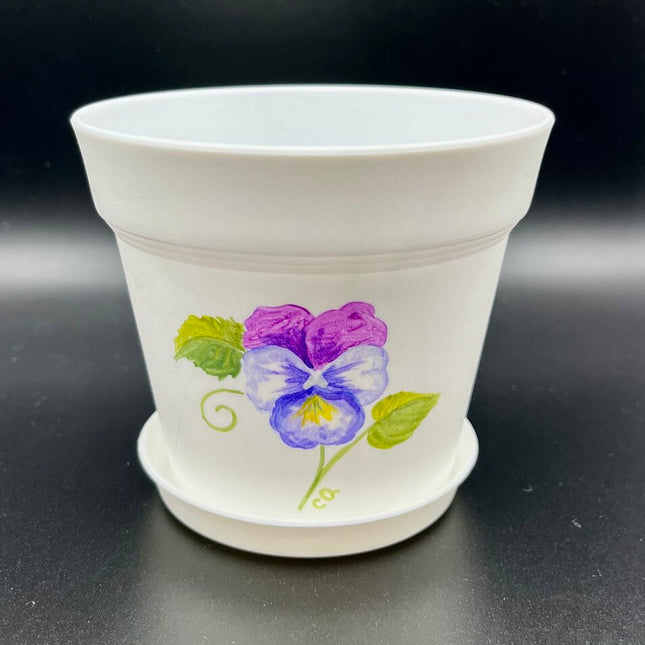 Small wh pot w/pansy