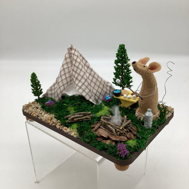 Camping Mouse