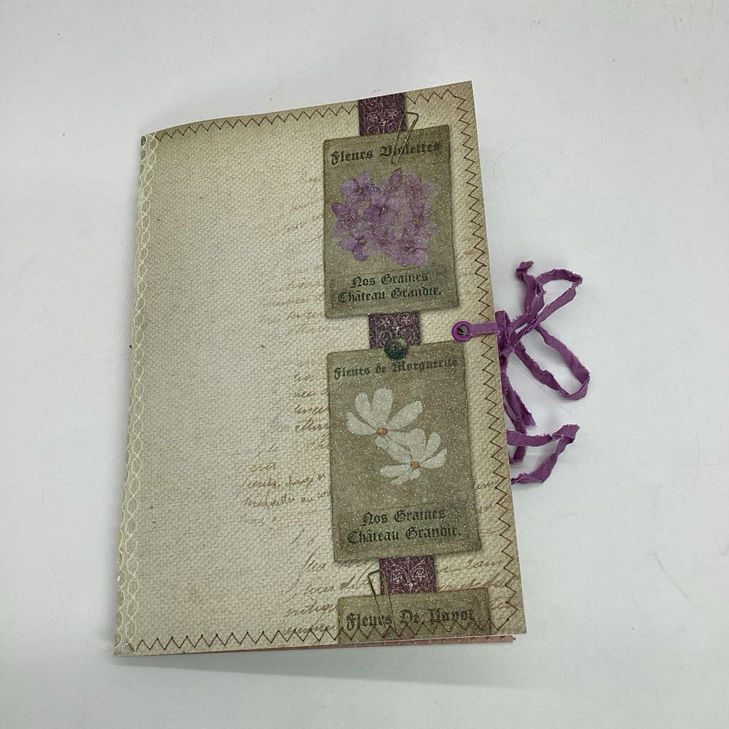 Beginner junk journal-purple