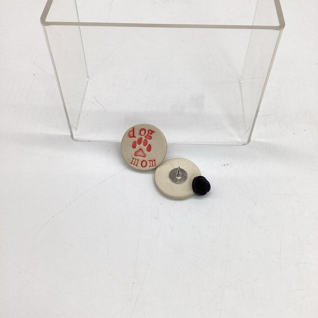 Dog Mom Pin