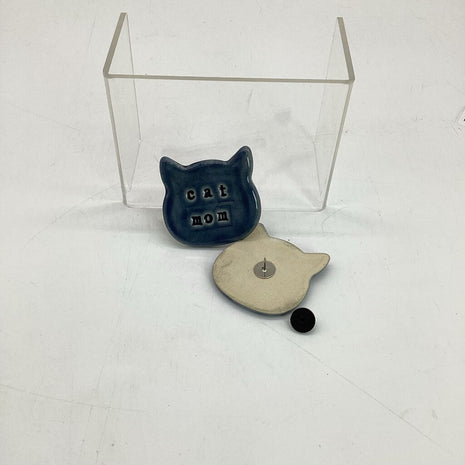 Cat Shaped Mom Pin