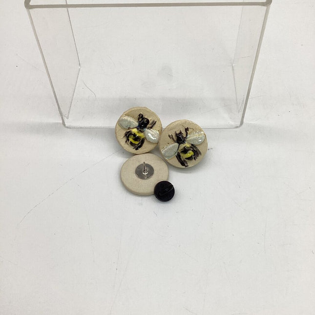 Bee Pin
