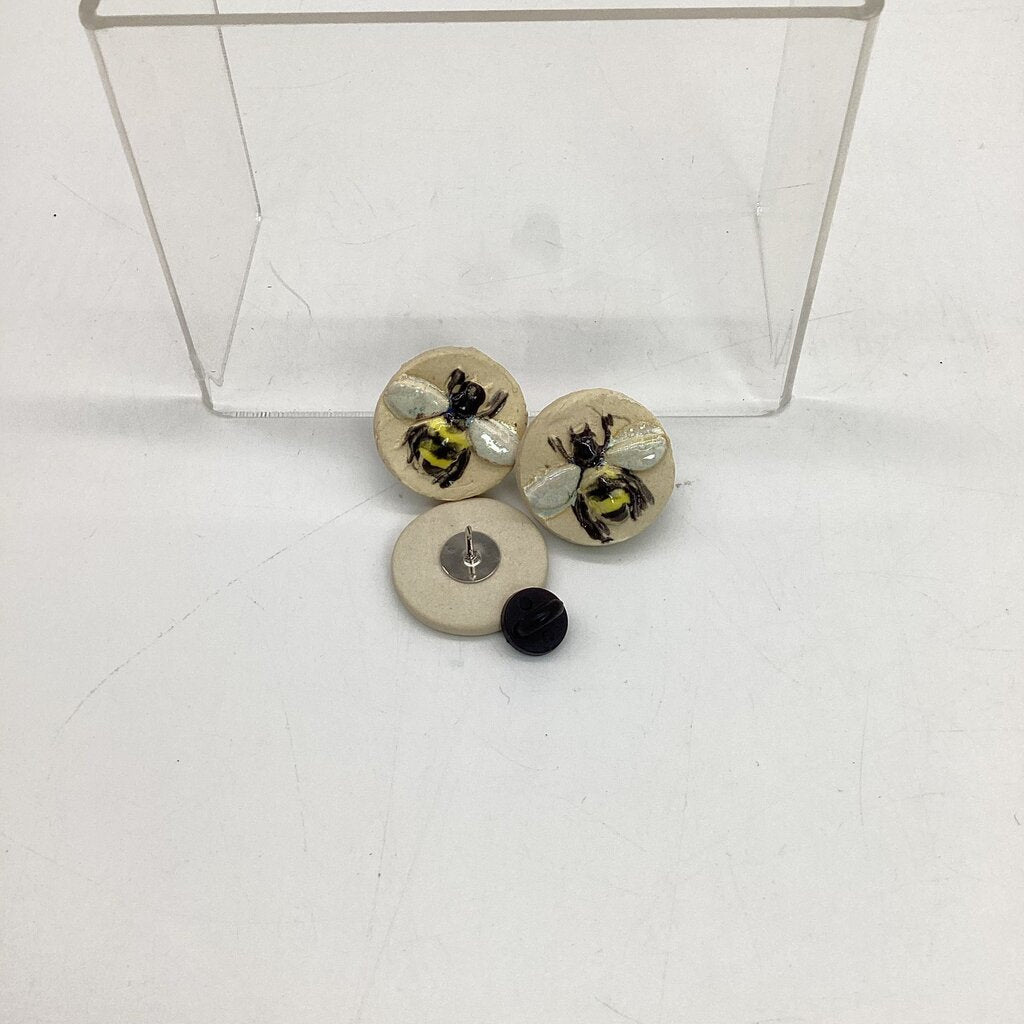 Bee Pin
