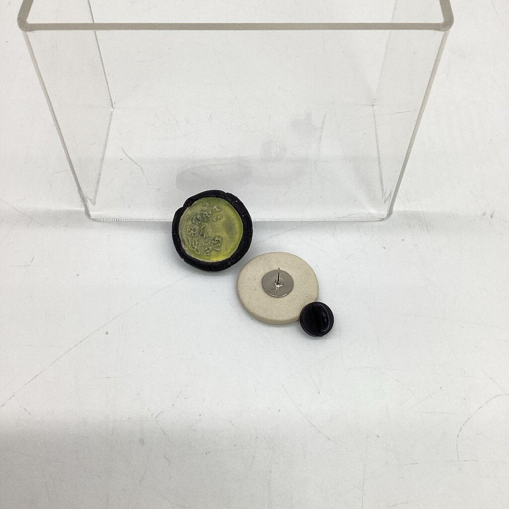 Full Moon Pin