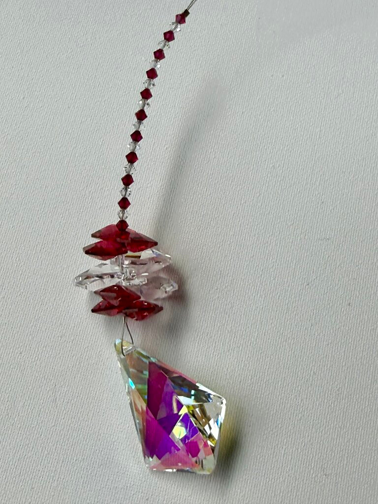 TRIANGLE RED OCT