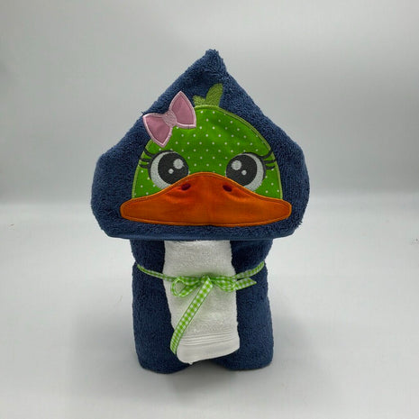 HOODED TOWEL