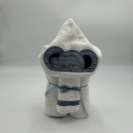 HOODED TOWEL