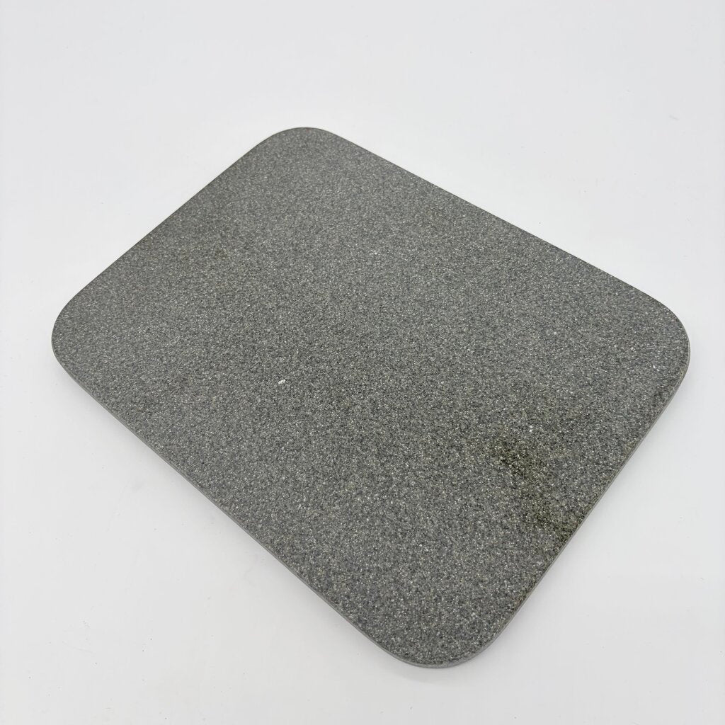 8.5"x11" Corian Cutting Board