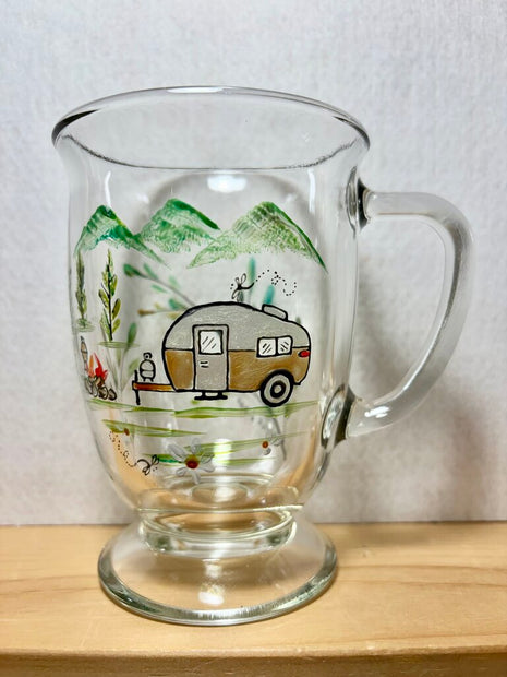 Camping scene mug golds