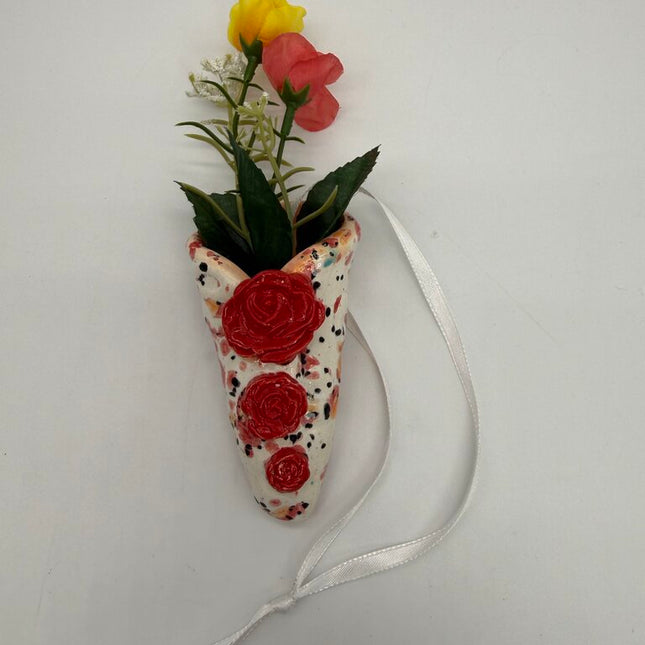 Red roses hanging vase