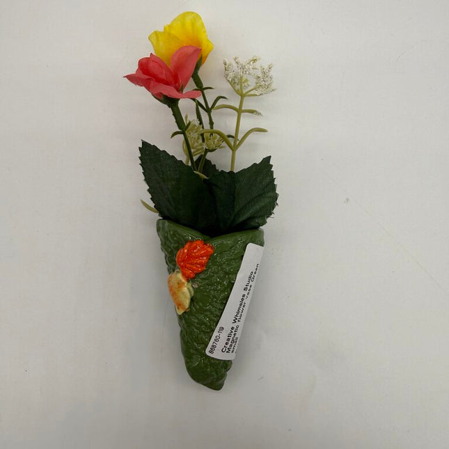 Magnetic flower vase