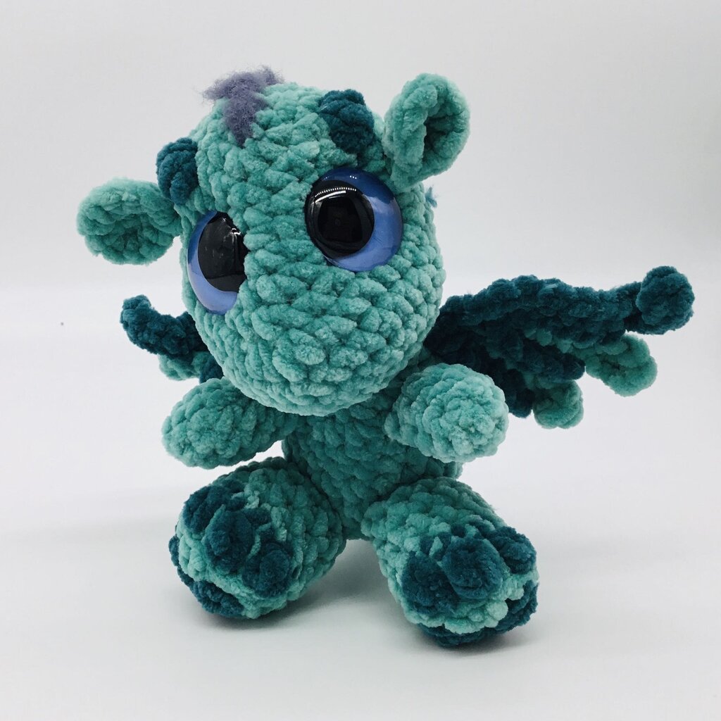 Drake the Dragon with Heart Feet