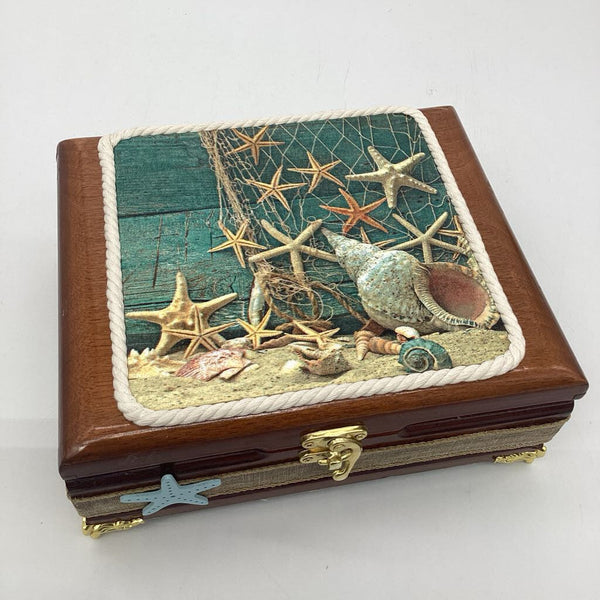 Netted Starfish Box