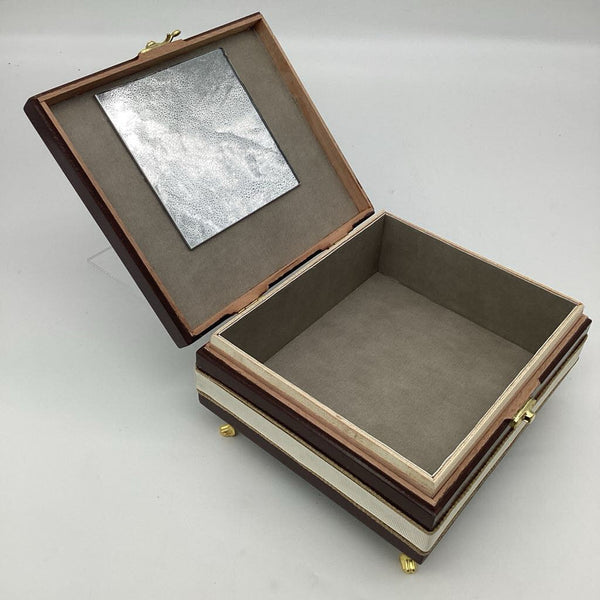 Brown Butterfly Box