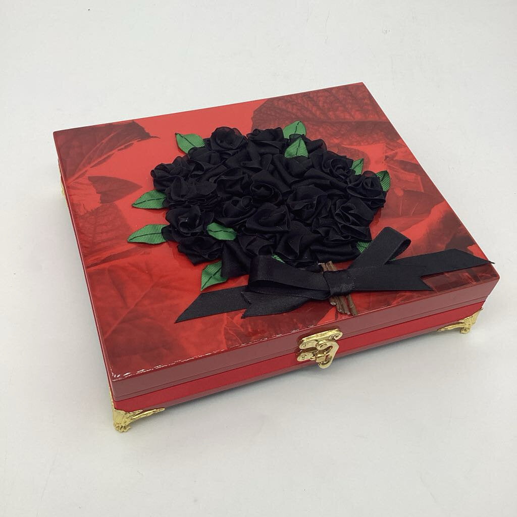 3D Black Rose Bouquet Box