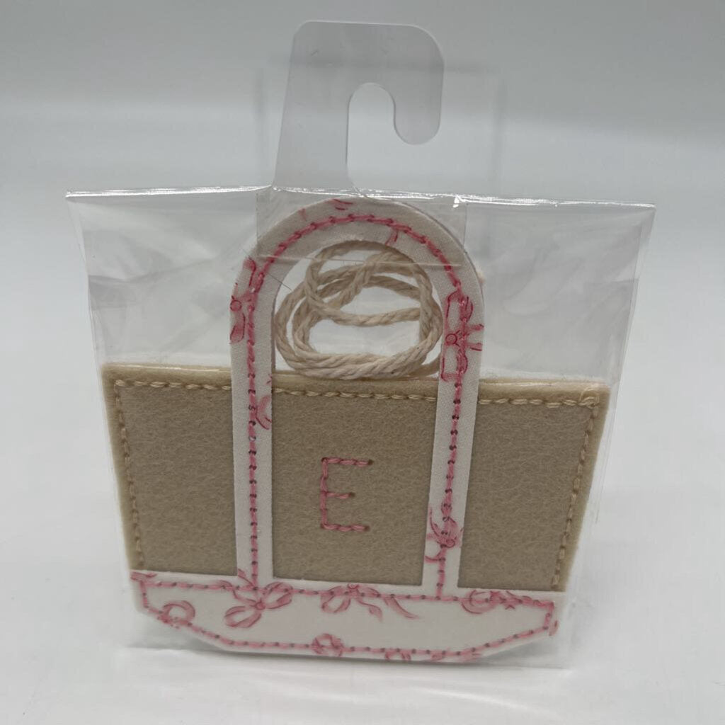 Tote Charm