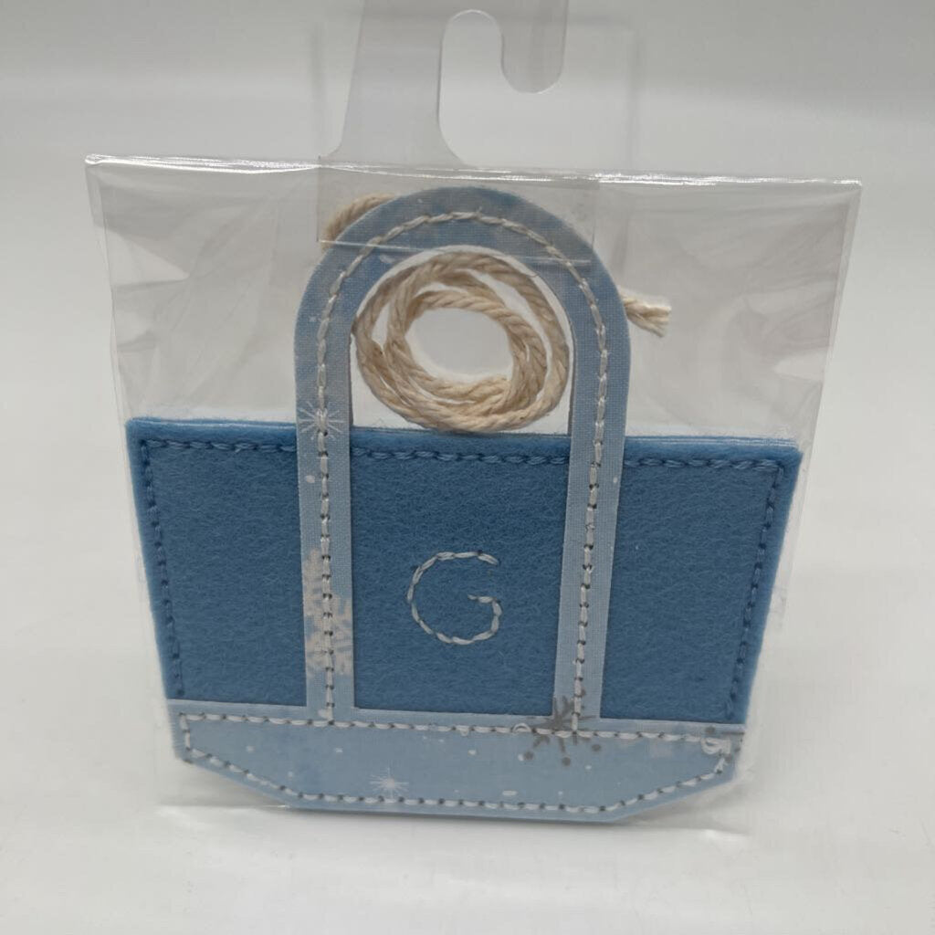 Tote Charm