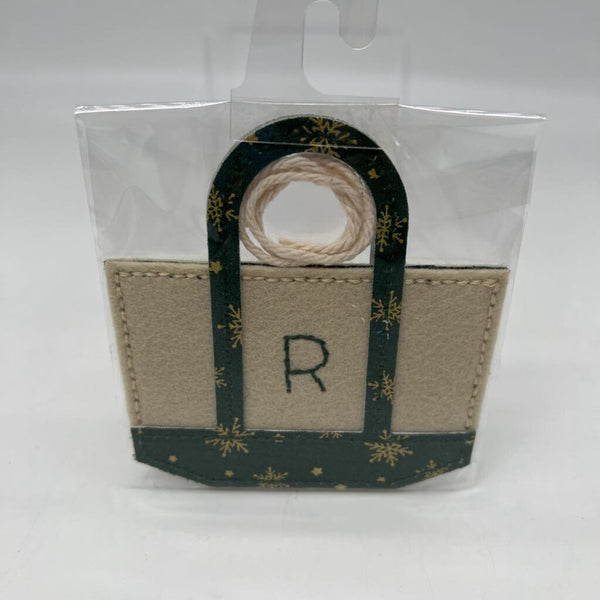 Tote Charm