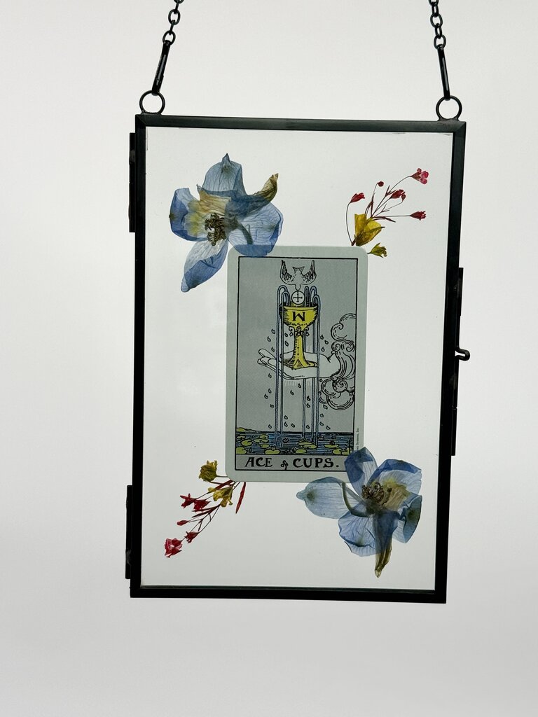 Tarot Pressed Florals