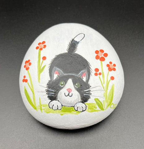 Rock large white w/tux cat