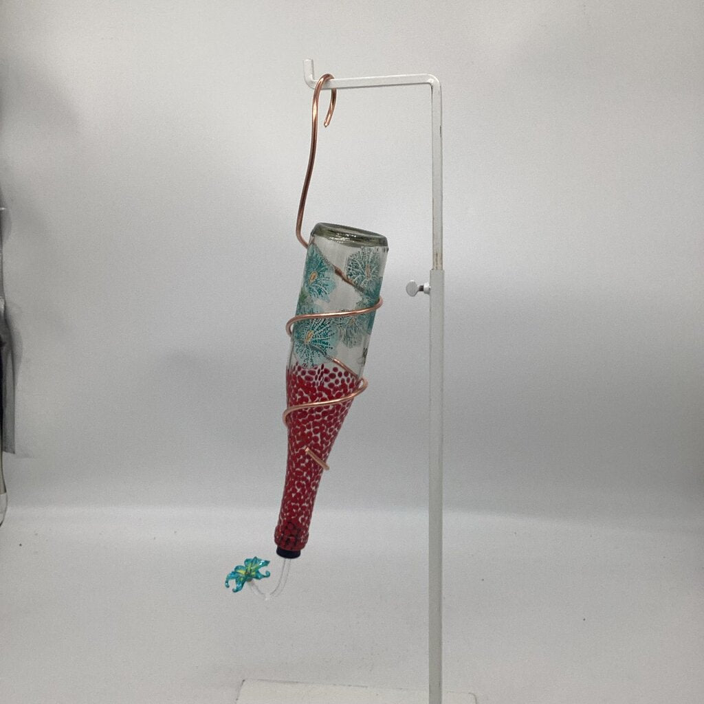 small single port hummingbird feeder
