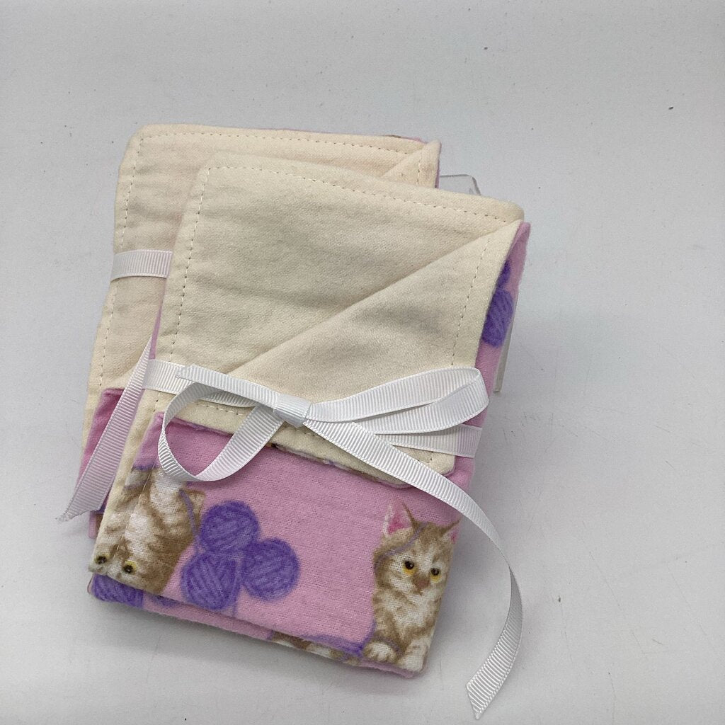 Burp cloth pink kittens w/beige