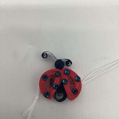 Ladybug magnet with black preciosa crystals