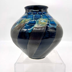 Vase- Obsidian Twist FP - view 1