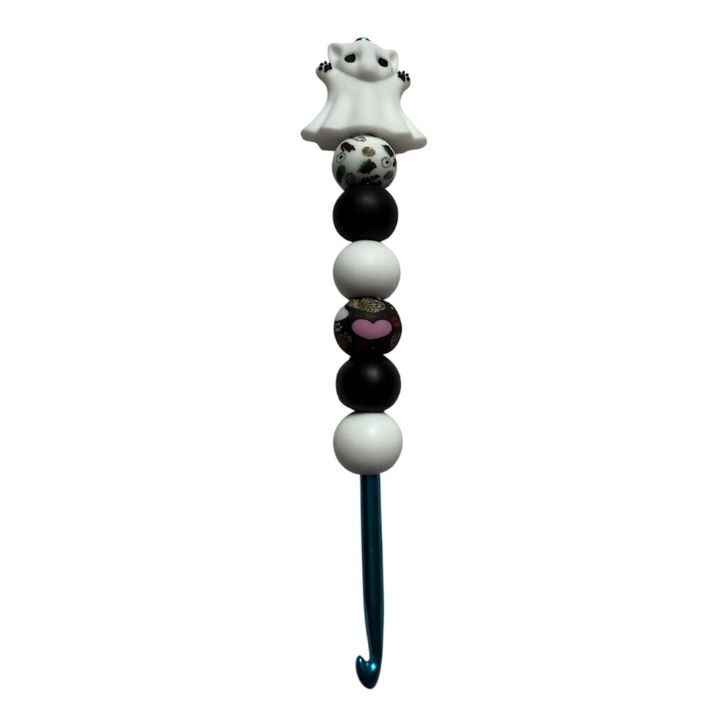 Ergonomic crochet hook 5mm "Ghost kitty"