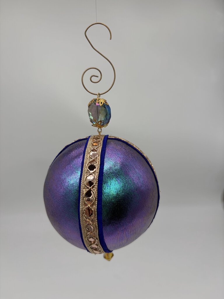 Decorative Hanging Bauble/Ornament