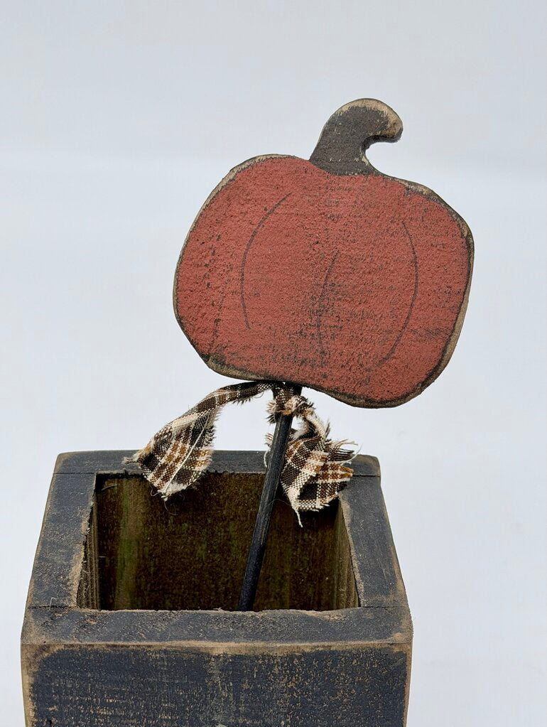 Wood pumpkin pick