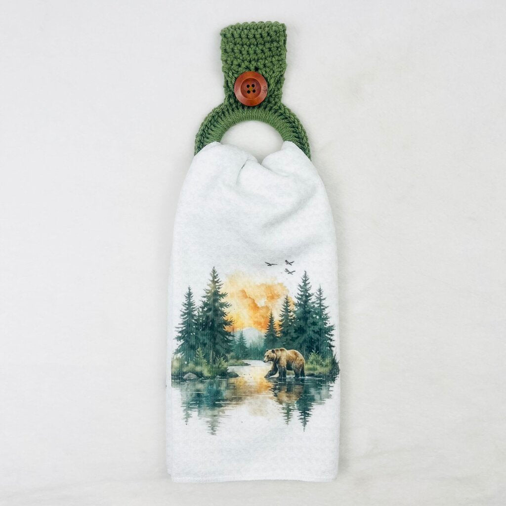 Hanging Towel Set - Bear with Forest Scene