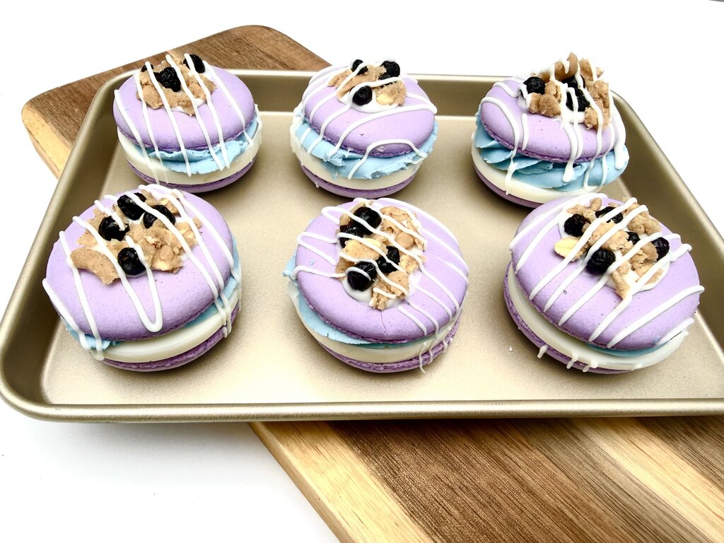 Blueberry Pie Macaron